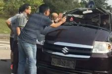 Kecelakaan di Tol Jagorawi...