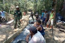 Melihat Kebersamaan...