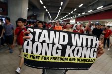 Demonstran Hong Kong...