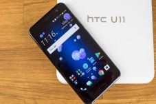 Handphone HTC 5G Baru...