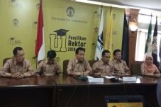 Tujuh Nama Calon Rektor...