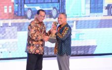 Tabalong Raih Piala...