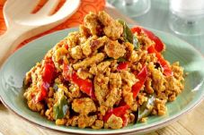 Orak-arik Telur Balado,...
