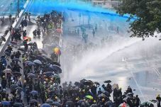 Demonstran Hong Kong...