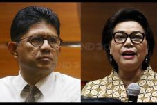 Beda Reaksi Laode Syarief...