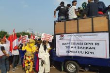 Masyarakat Peduli Demokrasi...