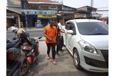 Geledah Kantor Travel...