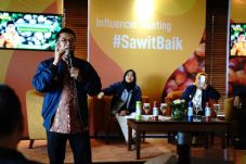 Warganet Diajak Melawan...