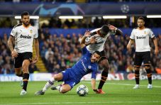 Gagal Manfaatkan Penalti,...