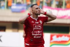 Persija Yakin Bisa Tekuk...