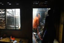 Kebakaran Ludeskan Rumah...