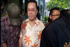 Palsukan Keterangan...