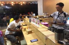Bisnis Coffe to Go,...