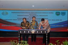 Imigrasi Siap Layani...