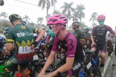 Balapan 20 Km, Etape...