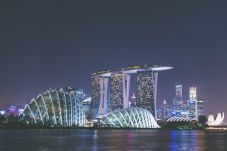 Singapura Bangun Jantung...