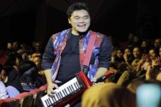 Dwiki Dharmawan Tampil...