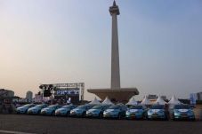 Armada E-Bluebird Ramaikan...