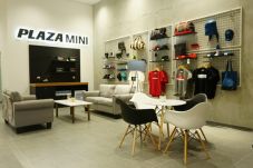 MINI Bangun Pop-Up Store...