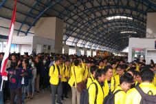 Massa Mahasiswa Mengalir...