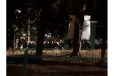 Polisi Kembali Bentrok...