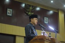 Bima Arya Akan Evaluasi...