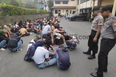Rombongan Pelajar Akan...