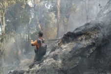 Gunung Sumbing Masih...