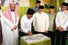 Gubernur Jabar Ridwan...
