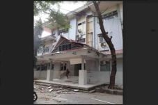 Gempa Ambon, Bangunan...