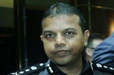Malaysia Tahan 12 Militan...