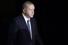 Turki Bela Iran Terkait...