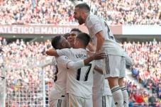 Awas, Atletico! Tembok...