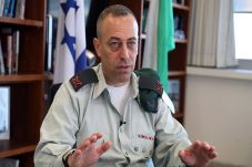 Israel Mulai Khawatir...