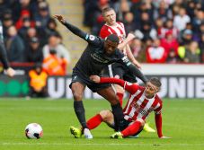Gol Spektakuler Wijnaldum...