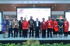 Untar dan University...