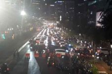 Demo Rusuh, Lalu Lintas...