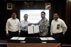 Dukung Smelter PT Ceria...
