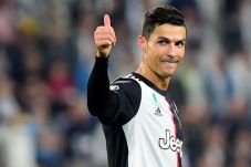 Rekor-Rekor Baru Ronaldo:...