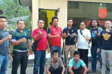 Simpan Senpi Rakitan...
