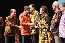 Patuh PNBP, Agincourt...