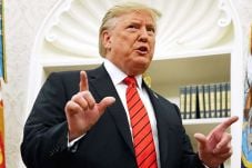 Trump Mengaku Jadi Korban...