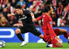 Babak I: Van Dijk Digocek,...