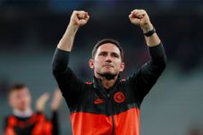 Chelsea Menangi Liga...