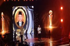 Menteri PUPR Raih Penghargaan...