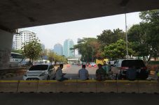 Hampir Seminggu Ditutup...