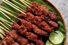 Trik Membuat Sate Rembiga...