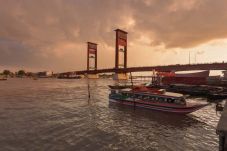 Jembatan Ampera, Ikon...