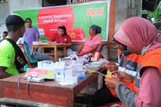 Mobil Klinik Indosat...