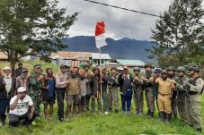 Puncak Papua Kembali...